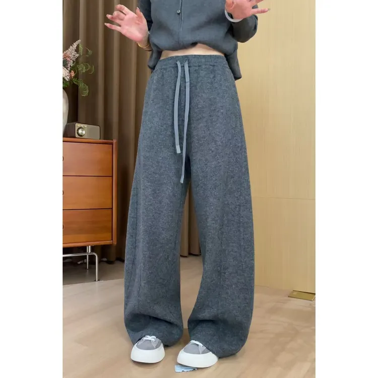 玖了个玖 2025新款极简风立体剪裁显瘦百搭花灰色休闲裤2509C5644