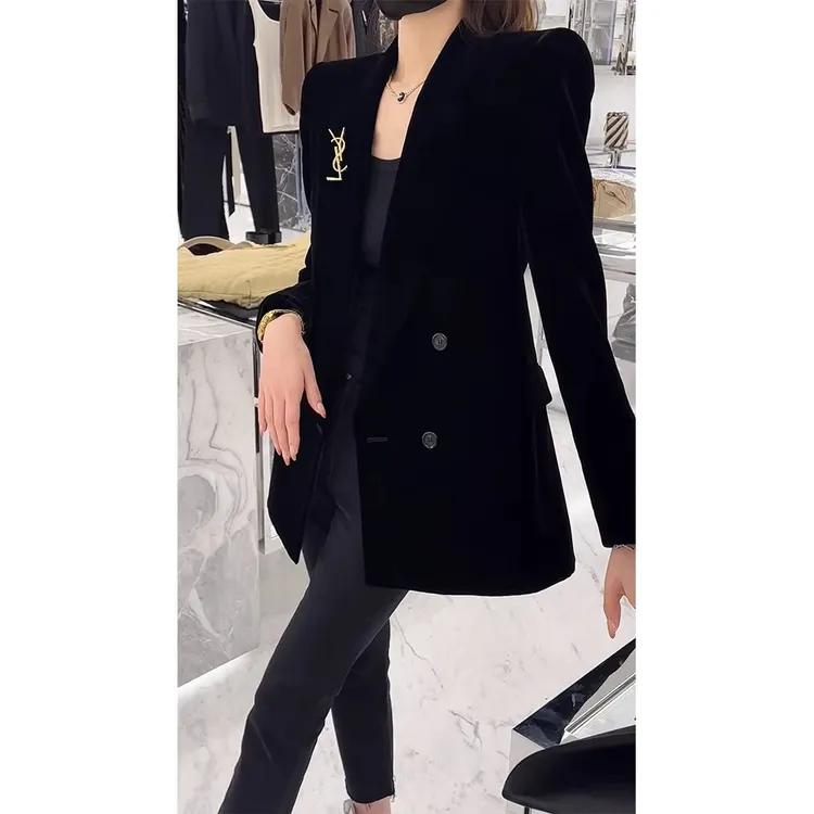 今年流行漂亮气质高级感独特超好看小香风黑色休闲西装外套女秋季