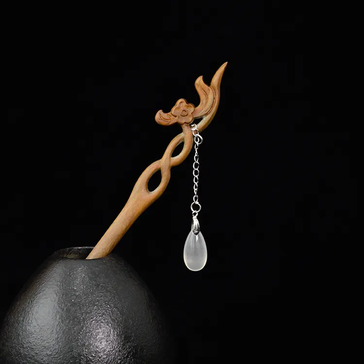 踏雪寻梅。原创紫光檀木质发簪子兰花枝盘发流苏女头饰清冷复古风