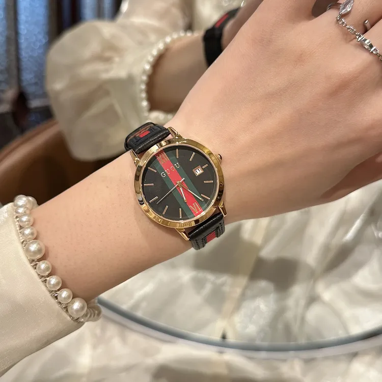 【希可】气质时尚小众女士手表洋气百搭高颜值女防水石英腕表8082