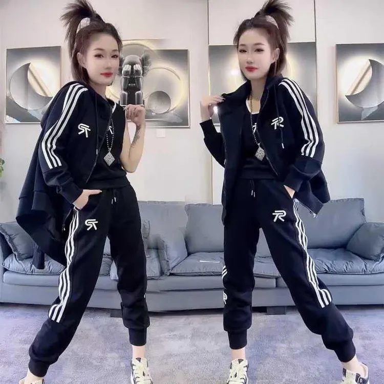 2025秋季新款洋气宽松显瘦百搭不贴身减龄气质网红同款大码三件套