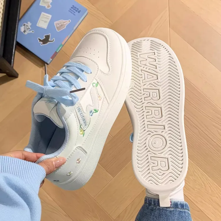 回力小白鞋女2026春季新款百搭学生休闲板鞋小众爆款厚底女鞋子潮