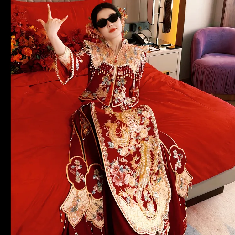 高端新娘结婚秀禾服2025新款中式婚礼服嫁衣丝绒重工出阁敬酒喜服