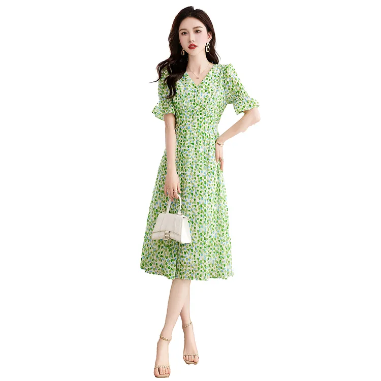 时尚夏季法式花瓣袖裙连衣裙碎花显瘦度假收腰中长款印花小清新裙