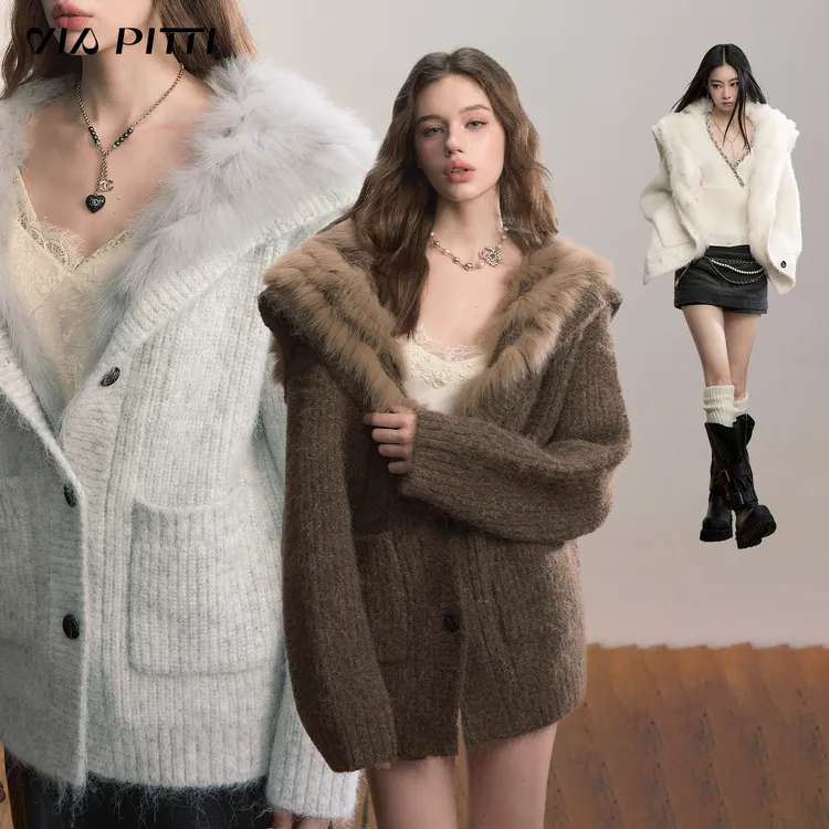 ViaPitti【官方专属】狐狸毛大翻领保暖毛绒绒毛织大外套VIADK672