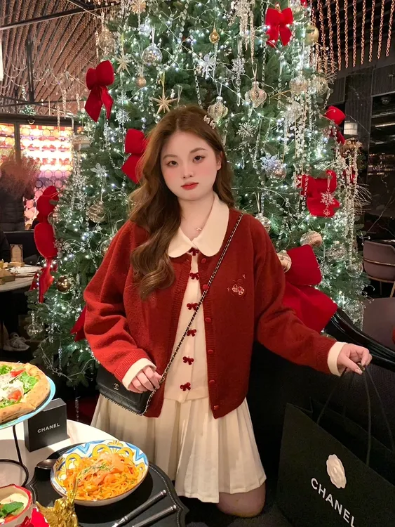 【大码】1300微胖女装胖mm假两件套头针织毛衣女秋冬设计显瘦上衣