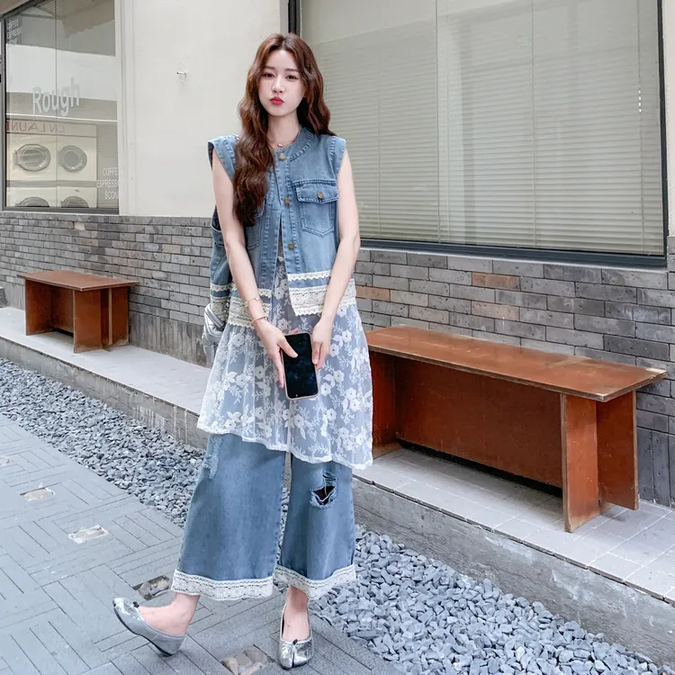 时髦精高级感牛仔套装女2025夏季小众设计马甲蕾丝衫阔腿裤三件套