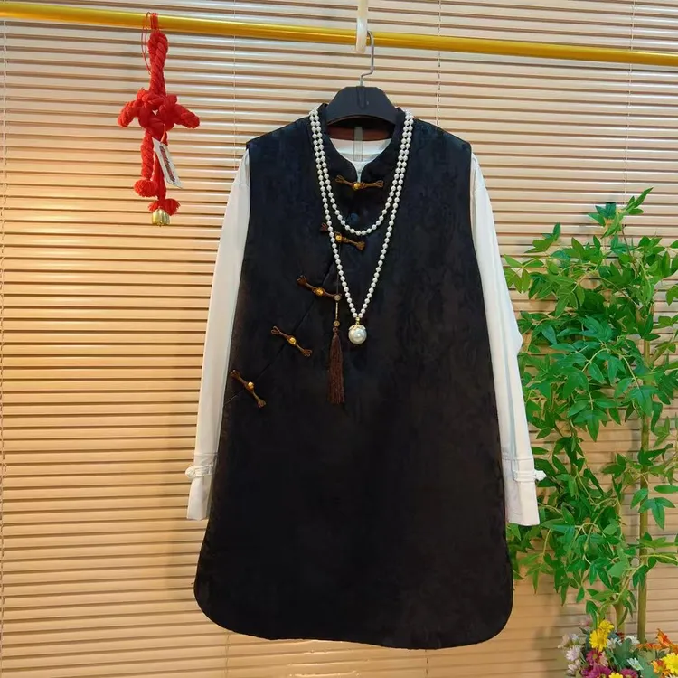 提花斜襟遮肉宽松马甲裙+打底衫胖YY2025早秋新款新中式国风套装