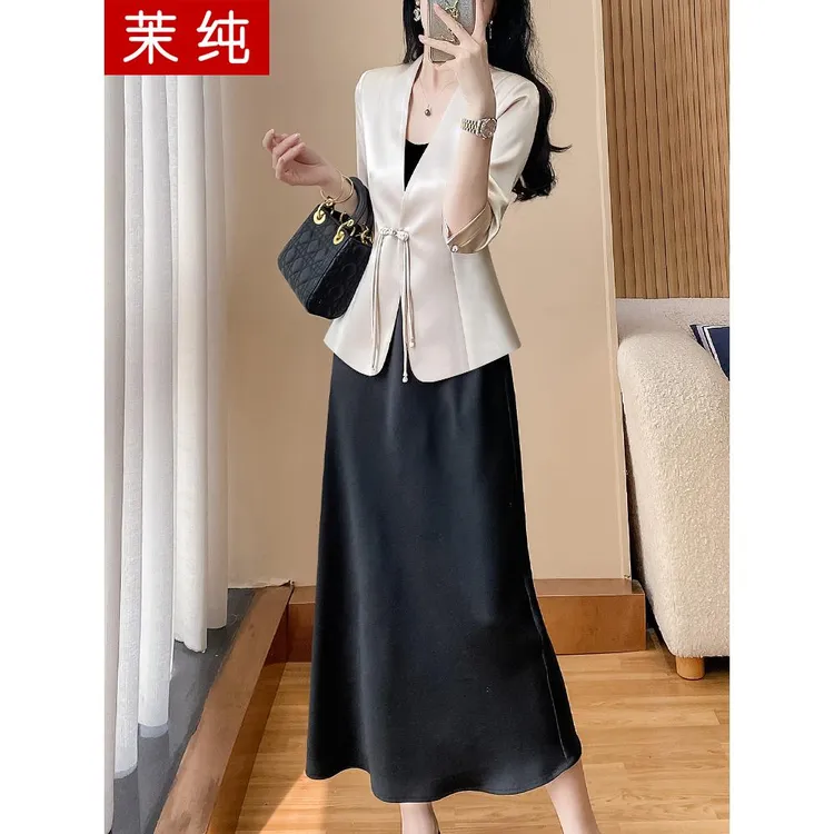 时尚洋气女杏色新中式国风西服高级感轻奢高级感女人味通勤洋气裙