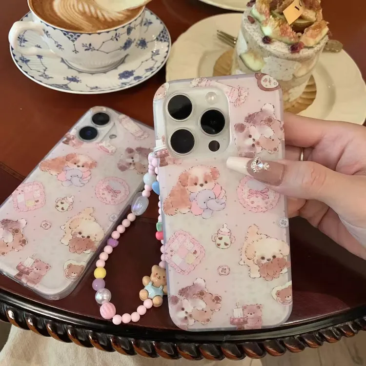 满屏玩偶狗玩具熊卡通风格适用苹果多款手机的防摔手机壳ins可爱