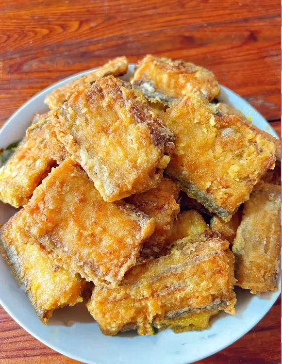 渤海湾纯本地带鱼一箱15斤