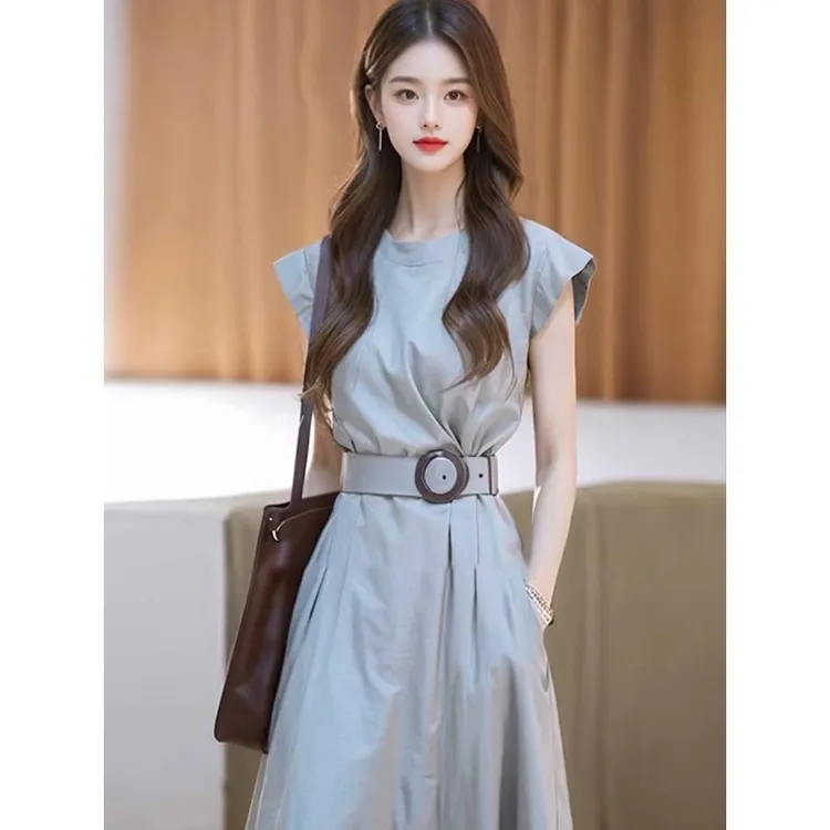 2025夏季新款法式轻奢风收腰显瘦设计感连衣裙女高级感百搭长裙子