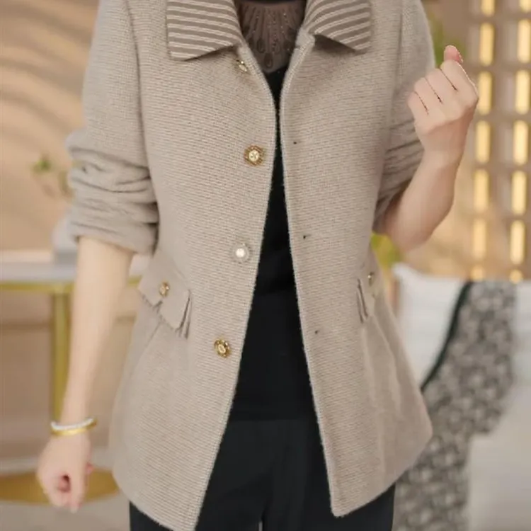 毛呢外套女2025新款春秋季贵夫人品牌轻奢高级感妈妈短款呢子上衣