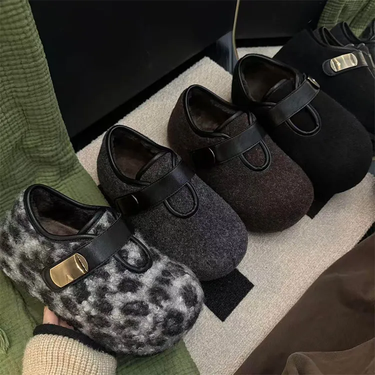 OJRZ2025年冬新时尚百搭皮质搭扣设计款时尚百搭拼色厚底包头棉鞋