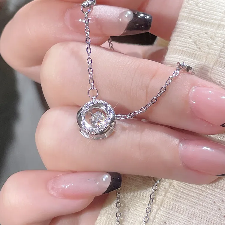 钛钢项链 春日花花莫比乌斯灵动项链女气质百搭哥特风小饰品