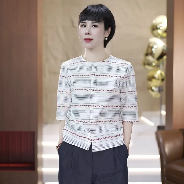 【渲渲推荐】H-5121夏季时尚显瘦气质条纹衬衣
