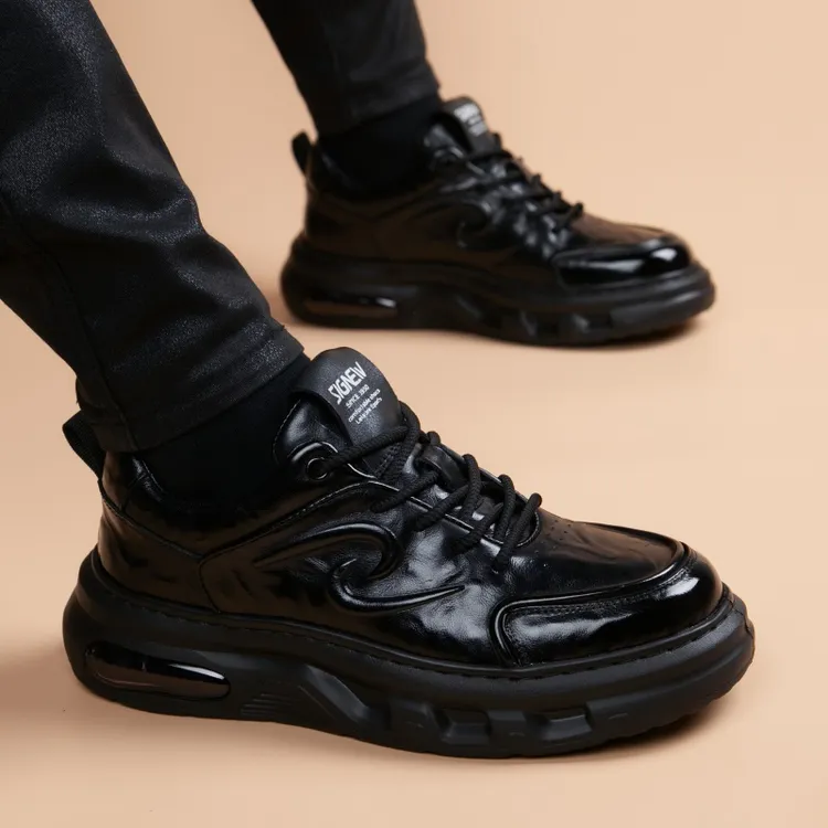 新款运动休闲皮鞋男士百搭潮流平底圆头系带厚底韩版英伦青年男鞋