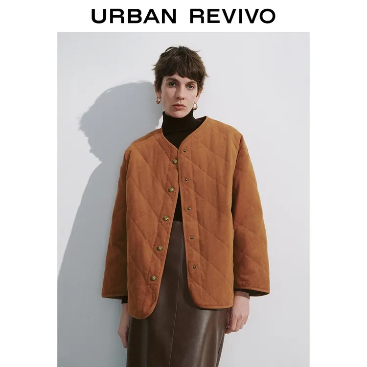 UR2025秋季新款女装复古休闲纽扣菱格绗缝羽绒服UWH150036+