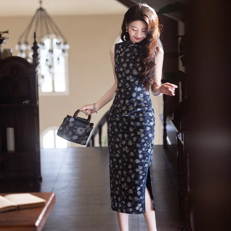 2025春夏新款旗袍天丝面料双层蓝色印花无袖长款旗袍修身显瘦旗袍