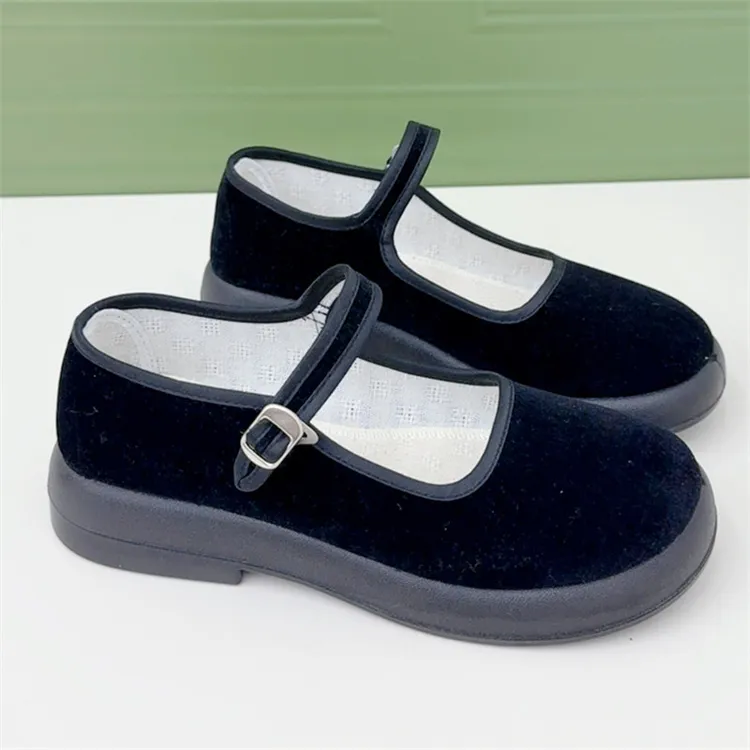 新款老北京布鞋黑色工作鞋一字扣带女鞋酒店鞋中老年妈妈鞋平底