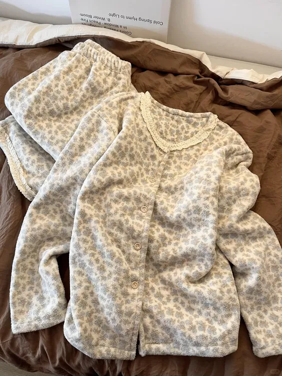 甜美蕾丝边少女韩系小碎花法兰绒睡衣女秋冬季加绒保暖居家服套装