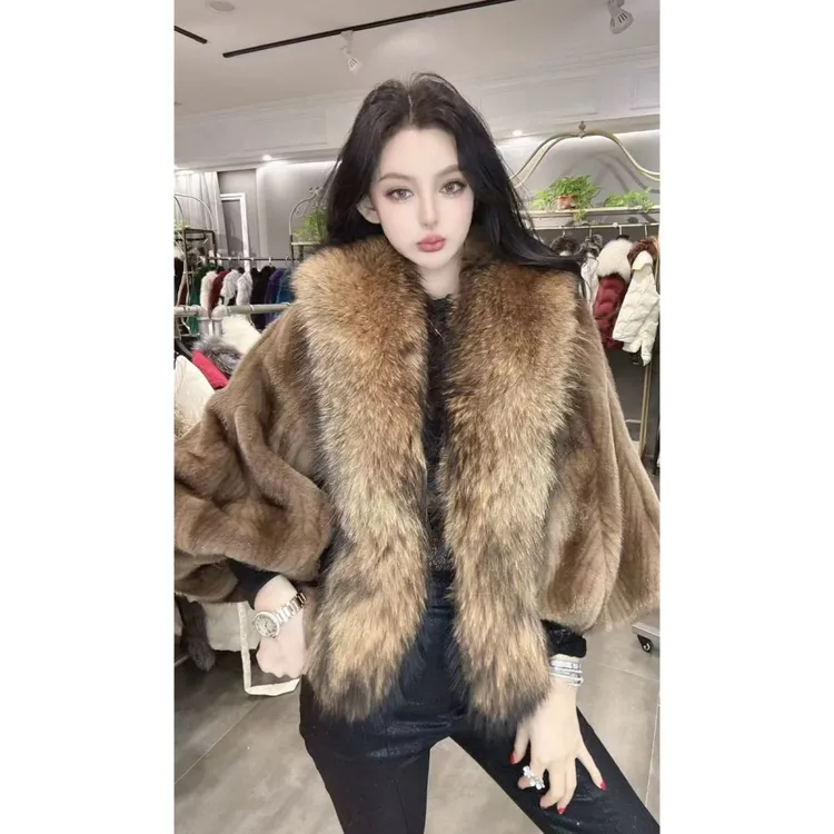 日光岛屿貂皮2025新款进口水貂狐狸短款时尚皮草外套大衣大毛领毛