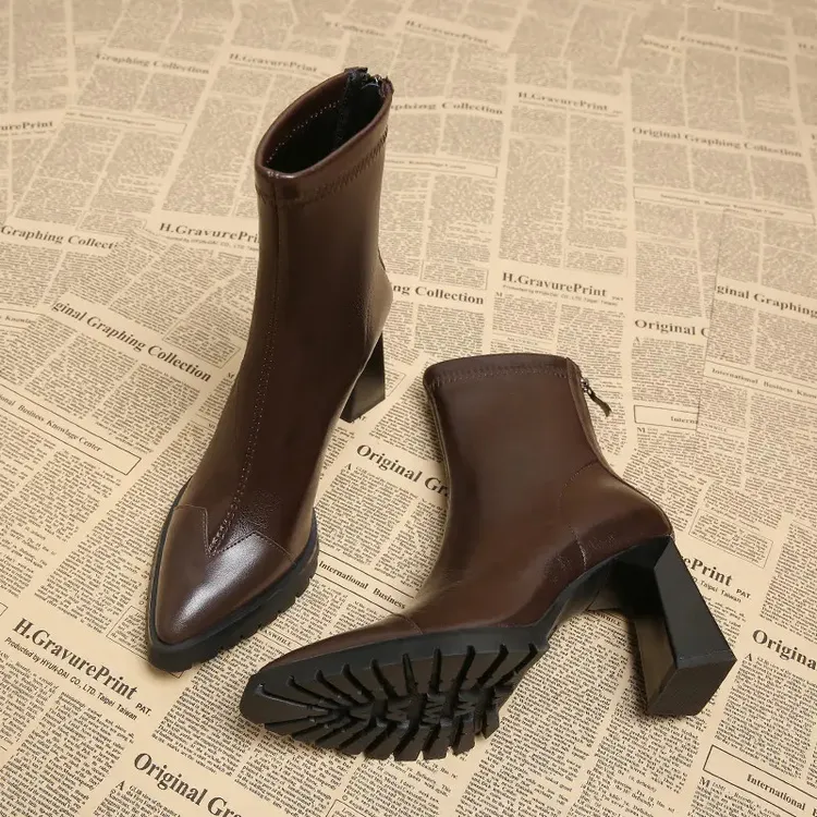 女款秋冬加绒裸靴小个子增高棕色厚底短靴尖头法式真皮瘦瘦靴百搭