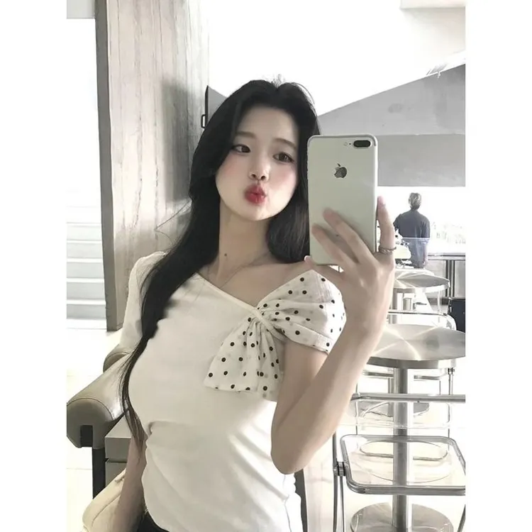 少女性感蝴蝶结韩版短袖t恤女夏修身设计感露肩斜肩短款时尚上衣