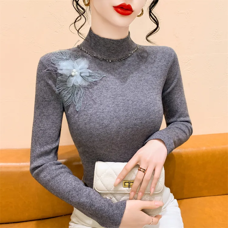 实拍钉钻法式拼接花朵毛针织衫女2025冬新款修身内搭打底衫毛衣