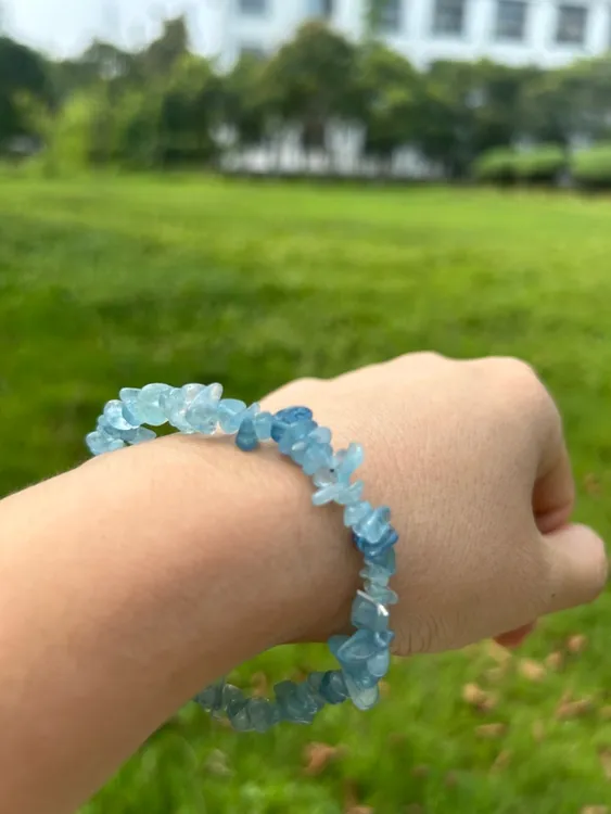 天然海蓝宝碎石手串水晶手链单圈双圈海蓝宝