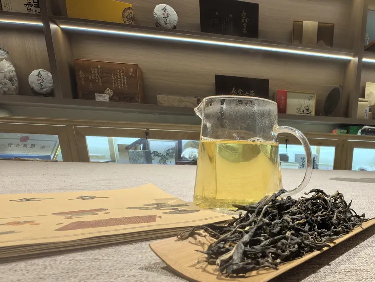 2024（春料100克）春金古茶（生普）临沧忙肺古树纯料（无拼配）