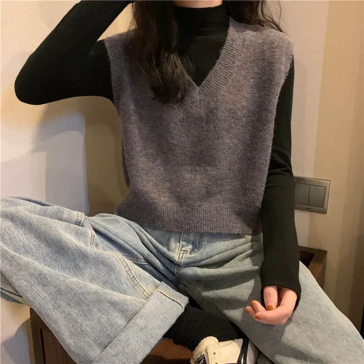 毛衣马甲背心女秋季新款2025小个子坎肩叠穿v领针织马夹短款外穿