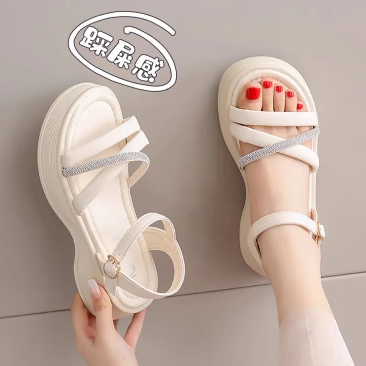 踩屎感厚底凉鞋女鞋2024新款夏季软底百搭法式一字式扣带沙滩凉鞋