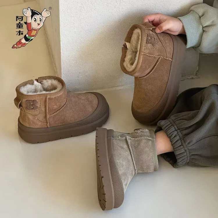 阿童木儿童雪地靴冬季新款加绒加厚保暖女童大棉短靴防踢男童童鞋