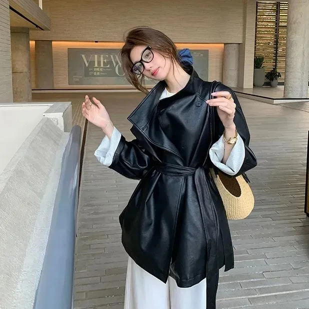 高级感黑色设计百搭长袖皮衣外套女酷飒风气质收腰中长款风衣夹克