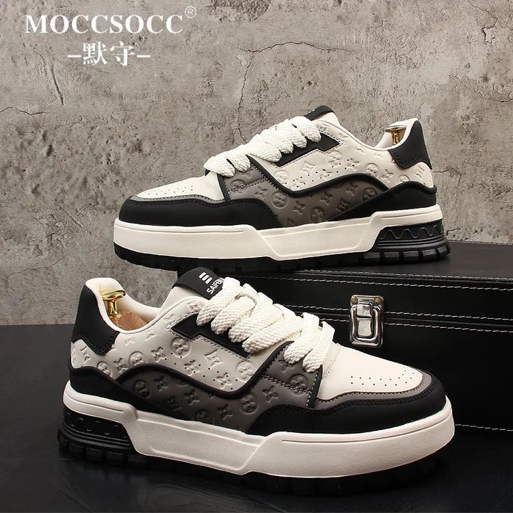 MOCCSOCC板鞋男厚底增高鞋轻奢潮流压花小白鞋百搭时尚休闲运动鞋