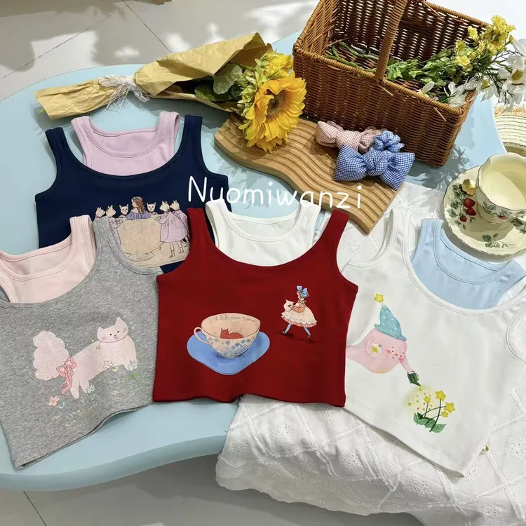 丸子十【甜酷girl】韩版可爱假两件撞色背心（夏款）WZJ-23574