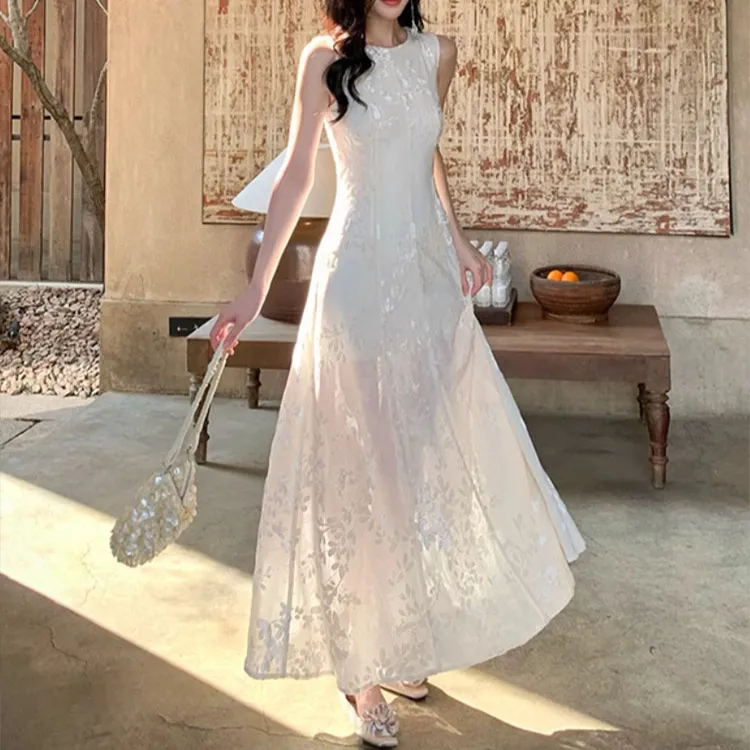 白色薄纱背心连衣裙女夏季掐腰设计度假气质穿搭长裙子收腰裙子