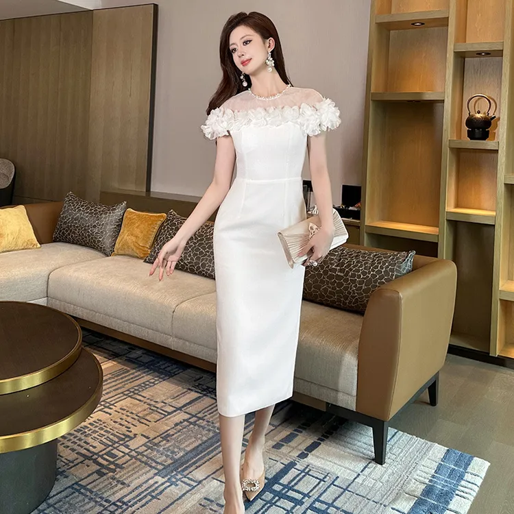 婷婷衣恋9015夏季新款时尚法式气质圆领收腰修身包臀白色连衣裙
