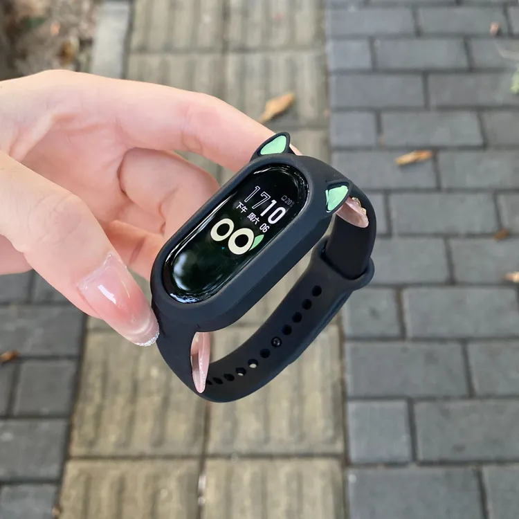 iboann适用于小米手环10一体硅胶表带9猫耳保护套8卡通罗小黑猫新