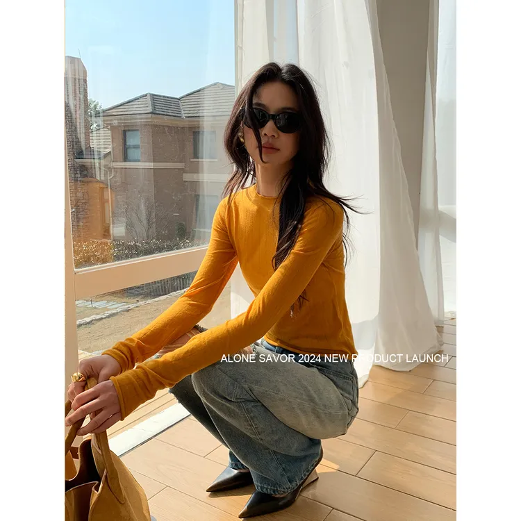 【ALONE SAVOR】多色入，100羊毛微透随便搭博主感长袖打底衫P036