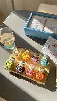 纯手工制作hellokitty抱抱月饼多口味月饼中秋必备解馋零食糕点