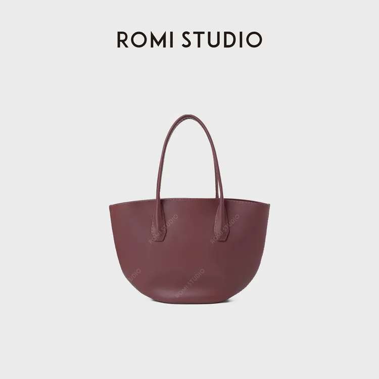 ROMI STUDIO精选头层牛皮天手缝工艺哑光质感托特包 RWDSP02086