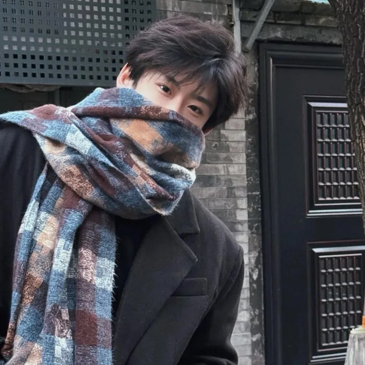 围巾新款韩系围脖秋冬氛围感格纹男女情侣保暖千鸟格高级感学生