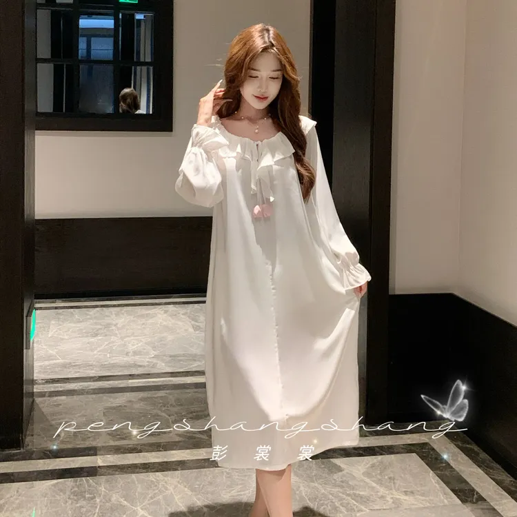 彭裳裳【羽睫瑶光】清纯女款显瘦气质网红居家甜美纯欲风睡裙