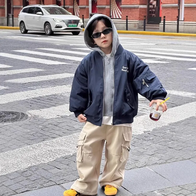 依依妈男童2025潮流假两件连帽外套儿童春装上衣男童防风字母外套