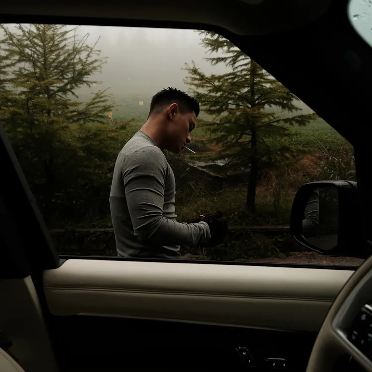 GTAL25AW美式休闲横向立体剪裁训练秋衣logo印花圆领修身长袖上衣