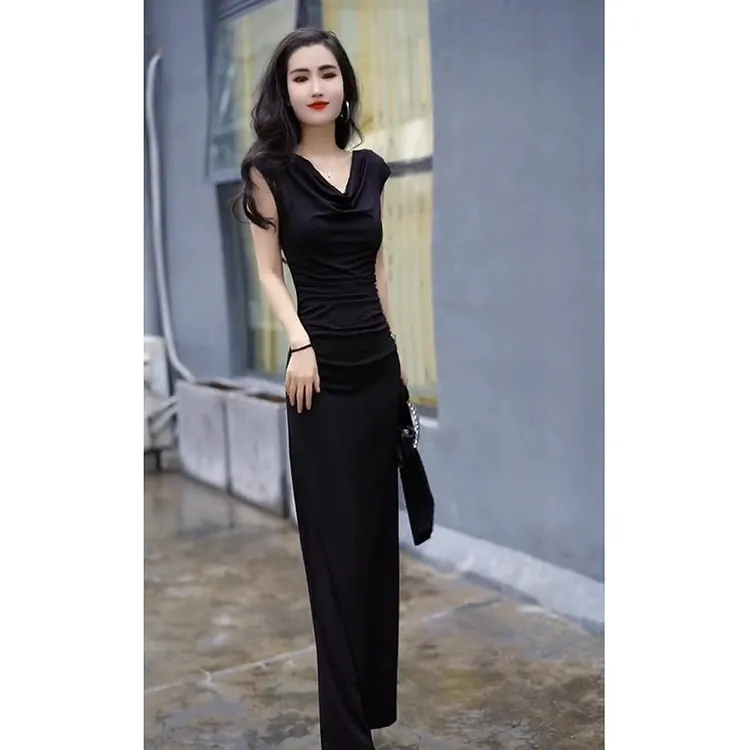 别致露肩堆堆领连衣裙2025夏新款法式高级感收腰显瘦包臀裙