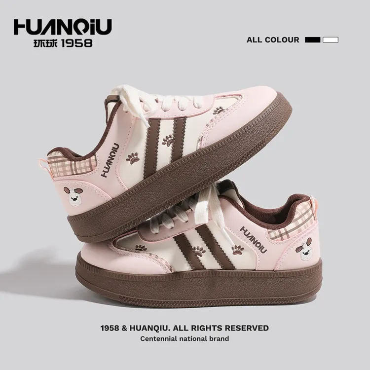 环球2025秋冬厚底小白鞋女可爱小狗刺绣板鞋校园潮流百搭女鞋