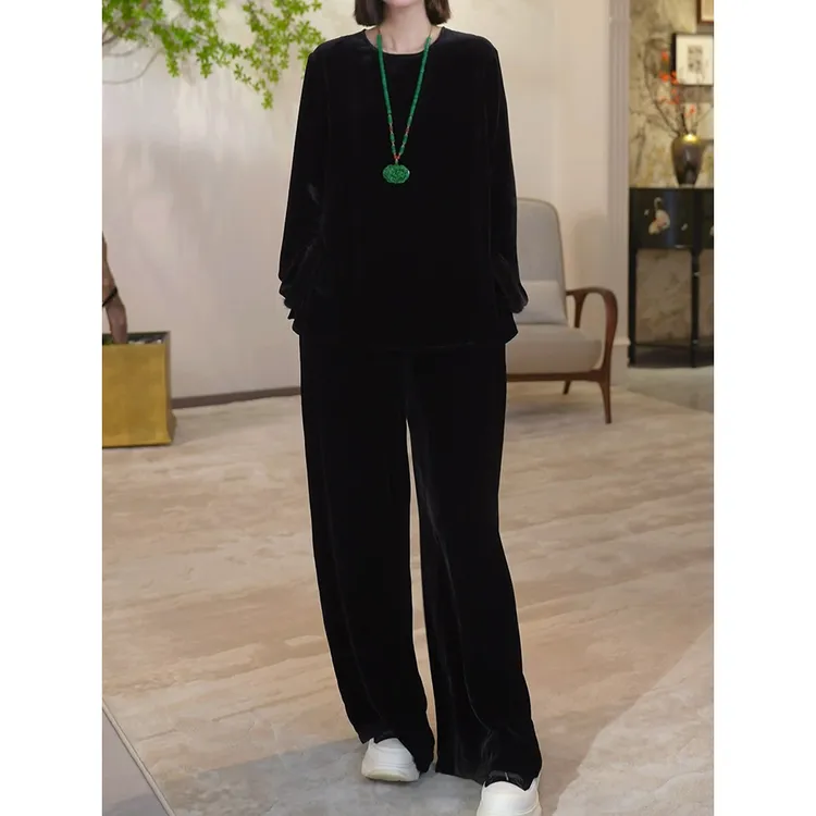 简约高级的轻奢质感套装女2025秋新时尚百搭纯色丝绒上衣休闲裤